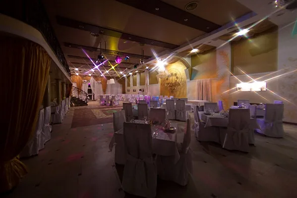 Ресторанно-гостиничный комплекс Palmira club, Банкетный зал — фото