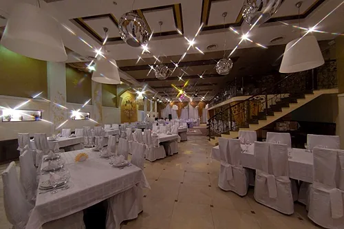 Банкетный зал — Ресторанно-гостиничный комплекс Palmira club