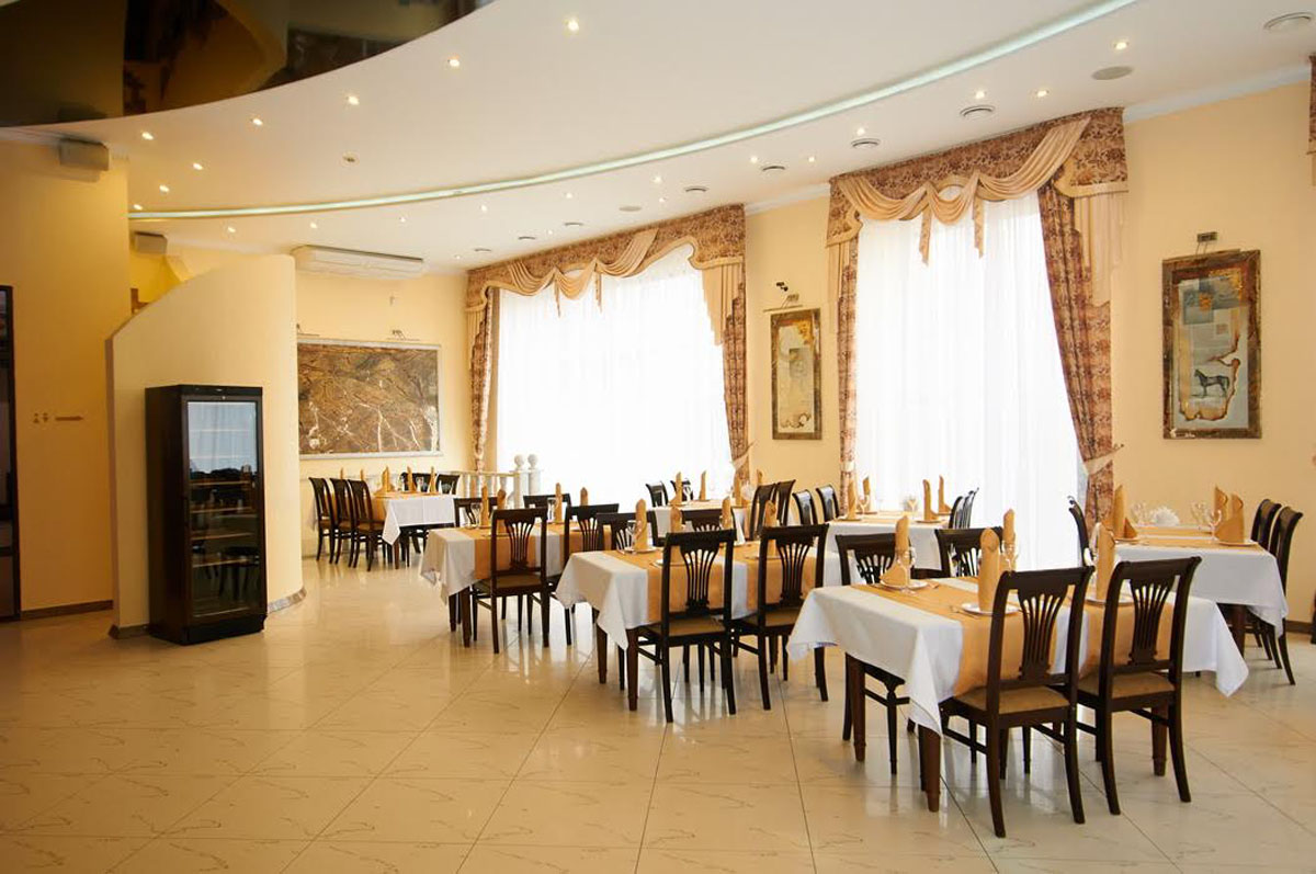 Банкетный зал — Ресторан Скиф