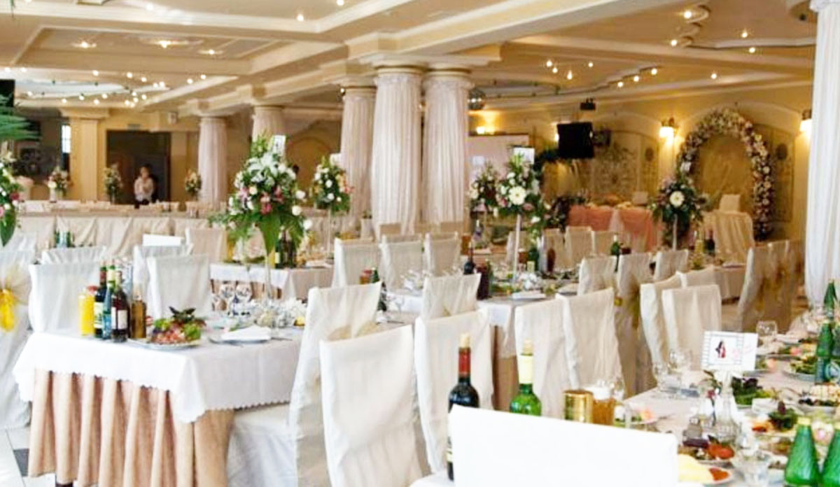 Ресторанно-гостиничный комплекс Акрополь — Основной зал, фото банкетного зала