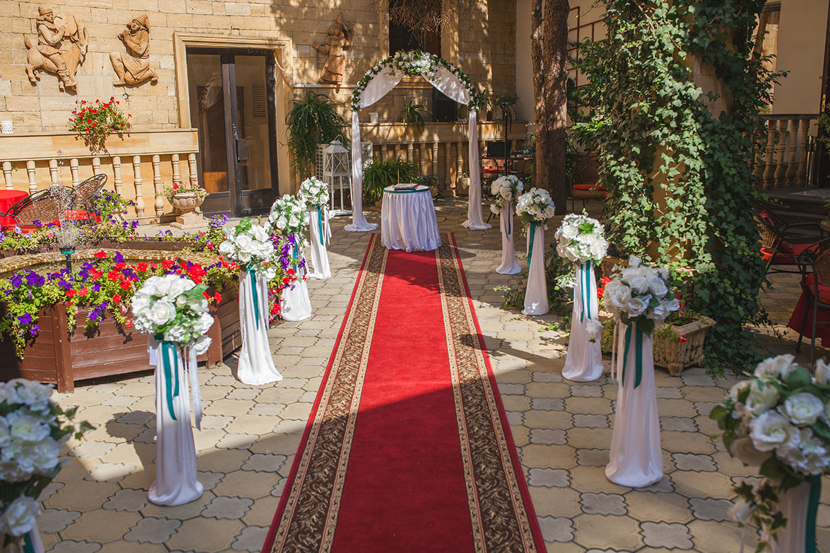 Летняя площадка — ГК Интурист