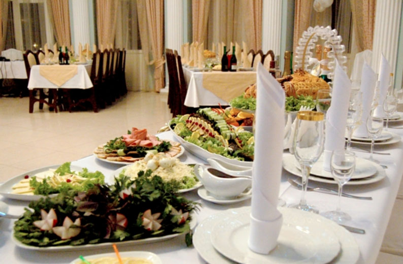 Основной зал — Ресторанно-гостиничный комплекс Кордон