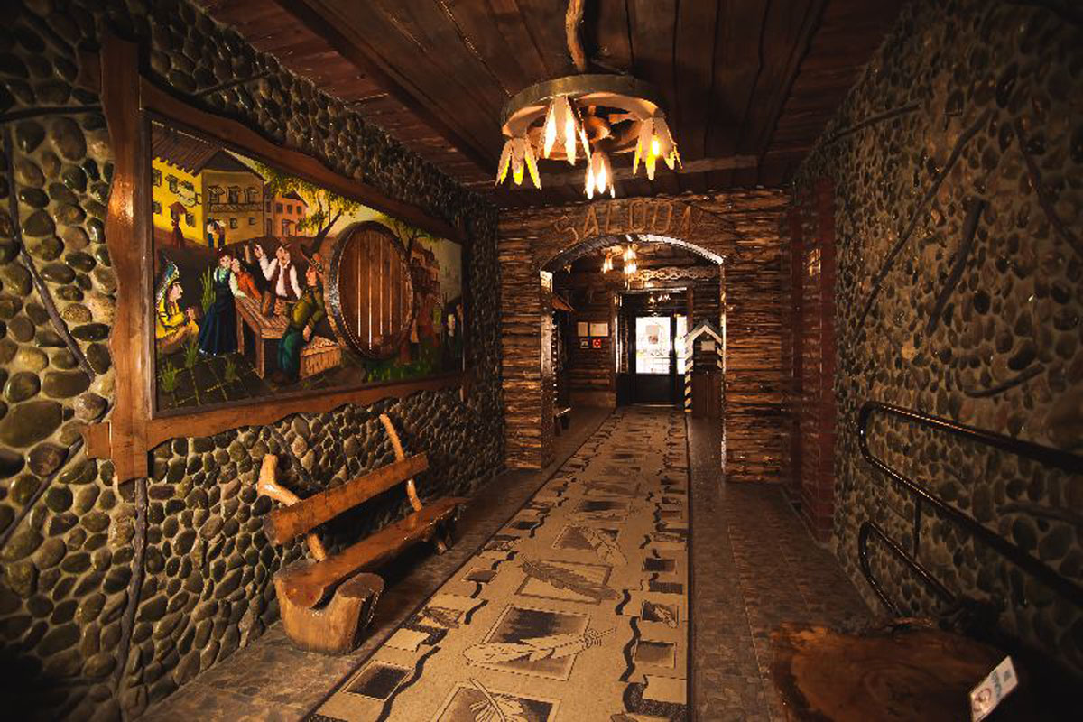 Зимний зал — Кафе-бар Saloon