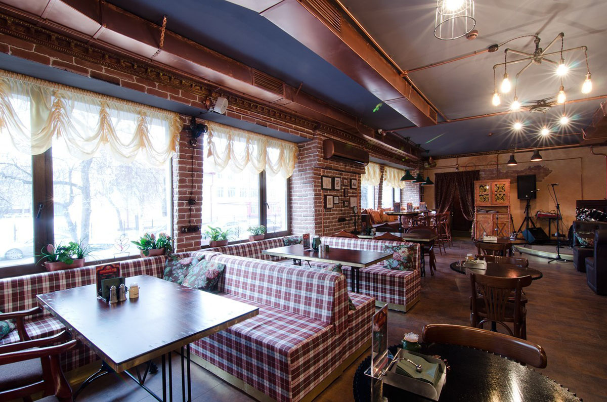 Основной зал — Ржавый дед