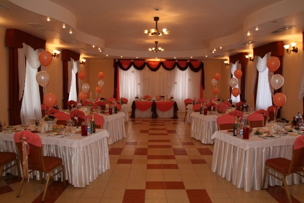 Основной зал