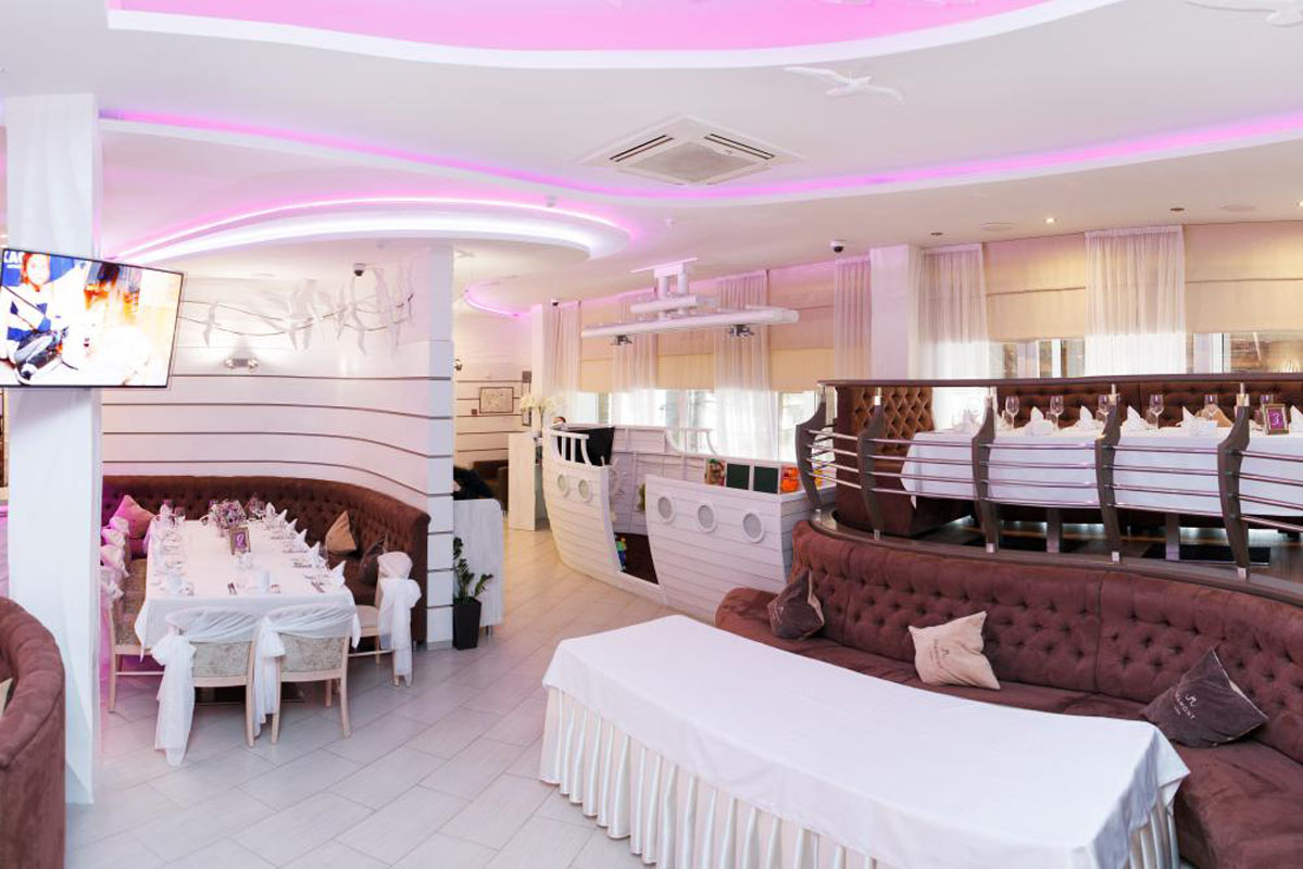 Основной зал — Ресторан-бар Чаiка