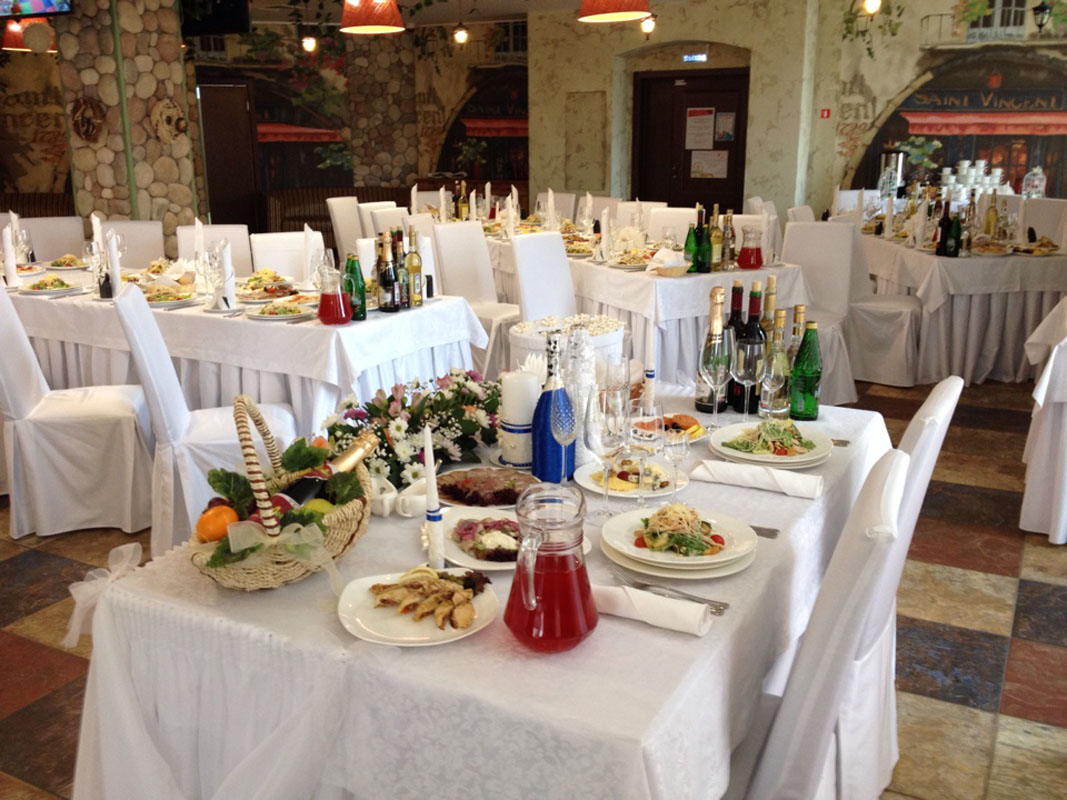 Основной зал