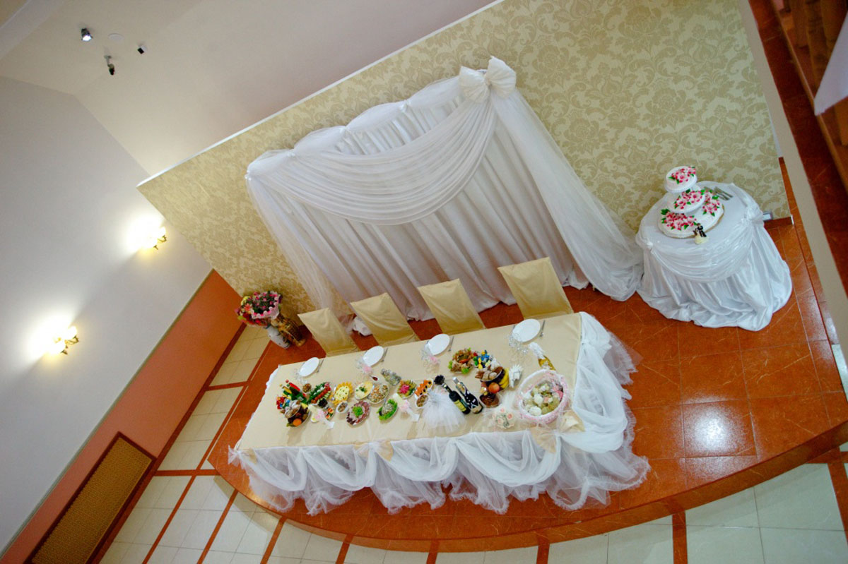 Основной зал — Кафе Жорж