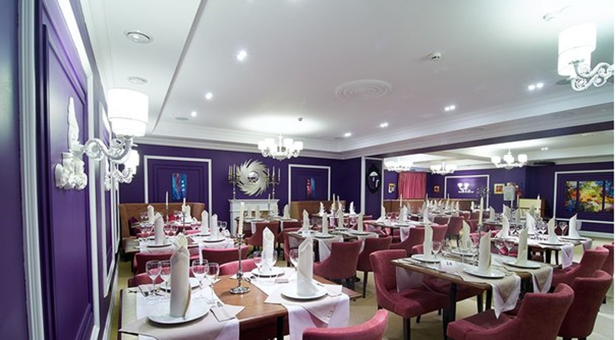 Основной зал — Versal