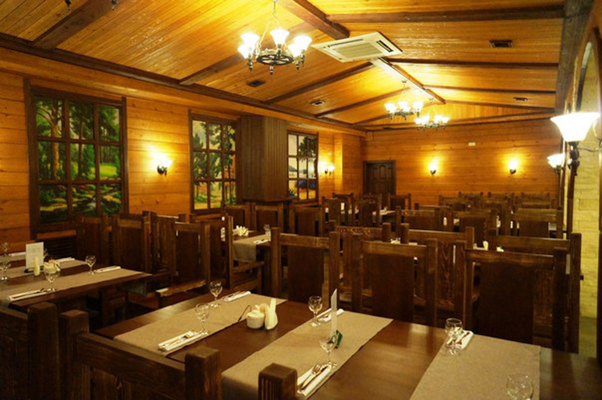 Основной зал