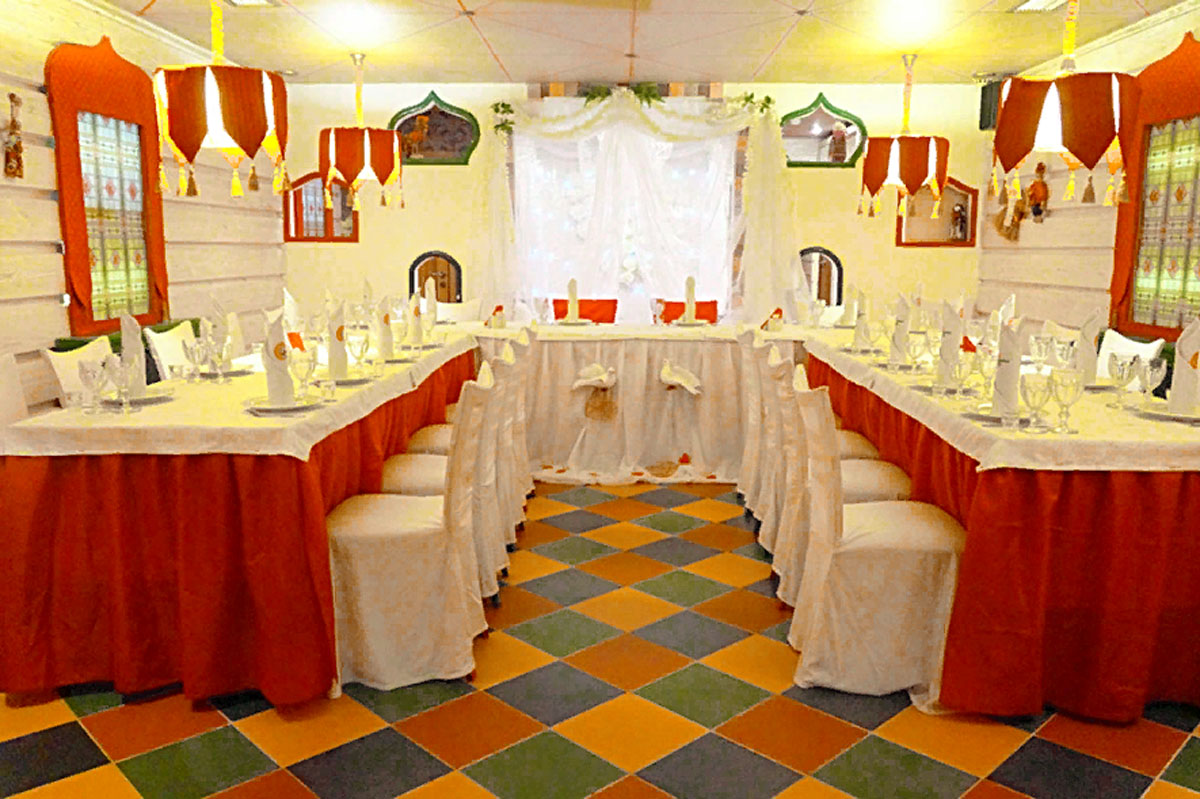 Основной зал — Соловьиная роща