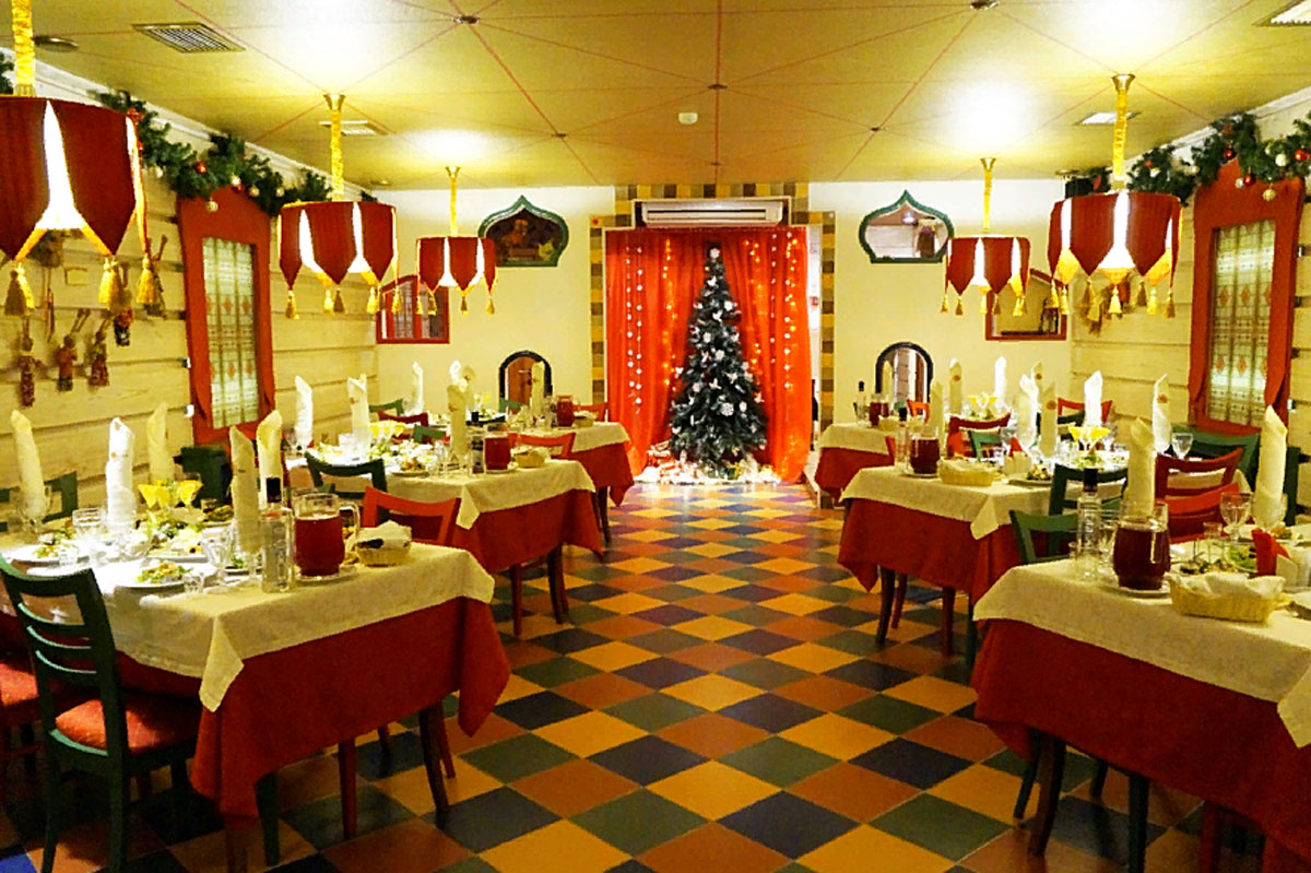 Основной зал — Соловьиная роща