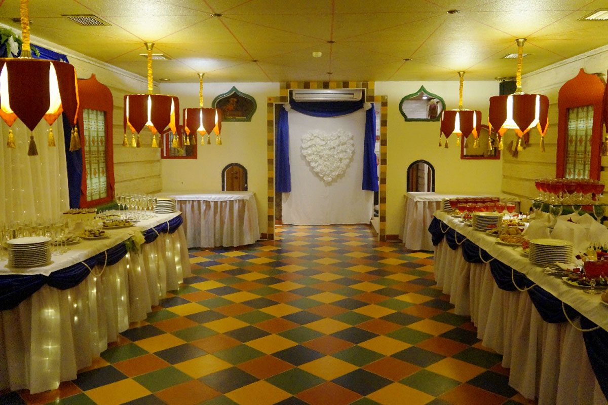 Основной зал — Соловьиная роща