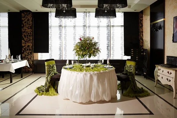 Зал на 200 человек