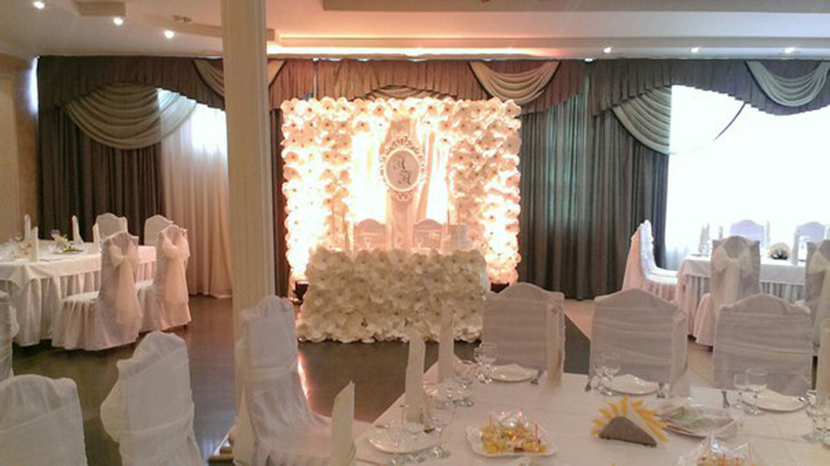 Основной зал — Кафе-бар Оазис