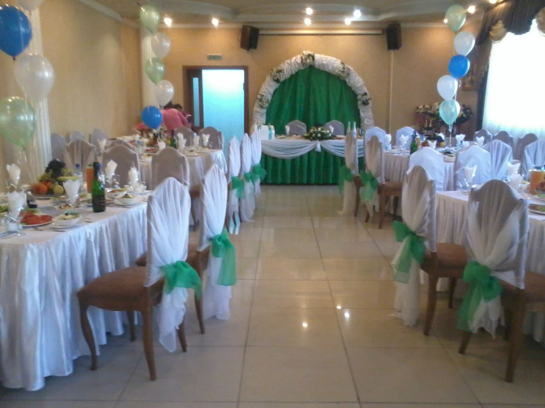 Основной зал — Кафе-бар Оазис