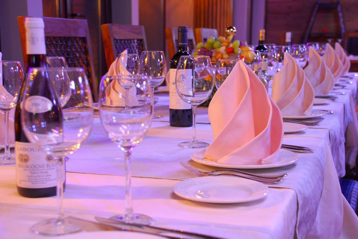 Основной зал — Ресторан Касабланка