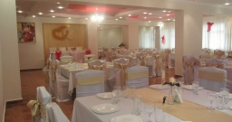 Основной зал — интерьер зала