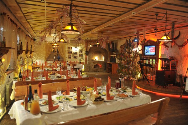 Логотип Распутинский трактир