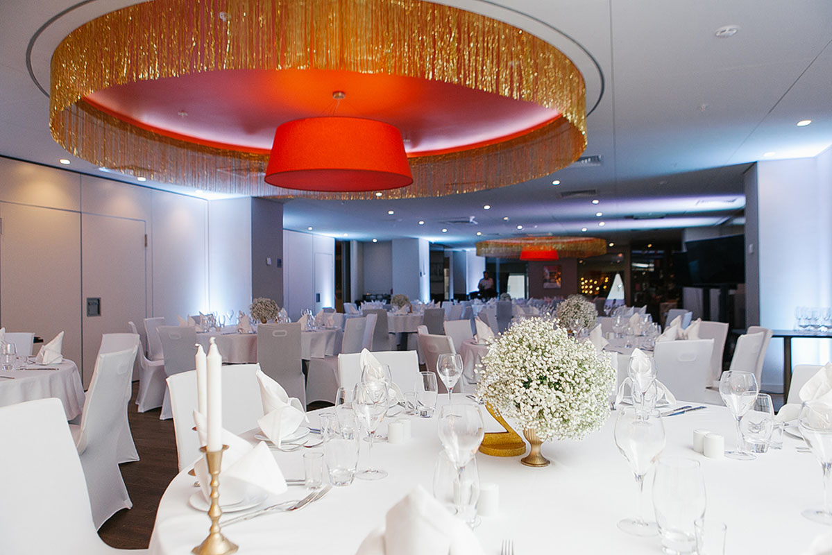 Основной зал