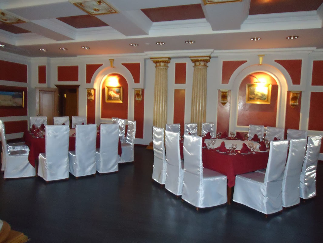 Основной зал — Centurion