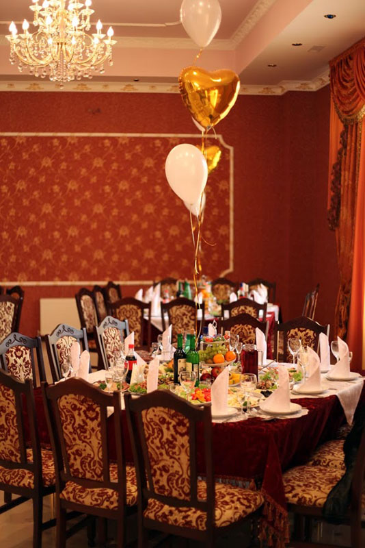 Основной зал — Ресторан Буржуа