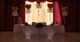 Основной зал — интерьер зала