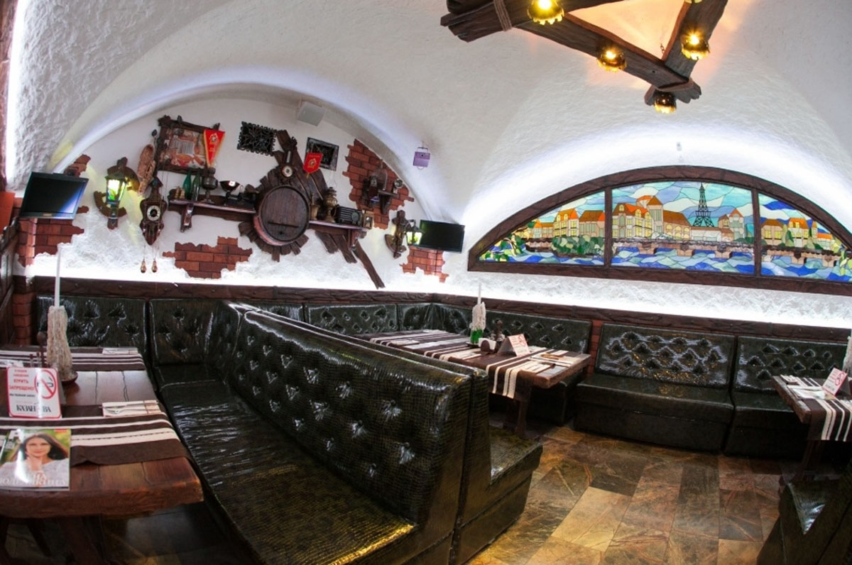 Основной зал — Бар-ресторан Казанова