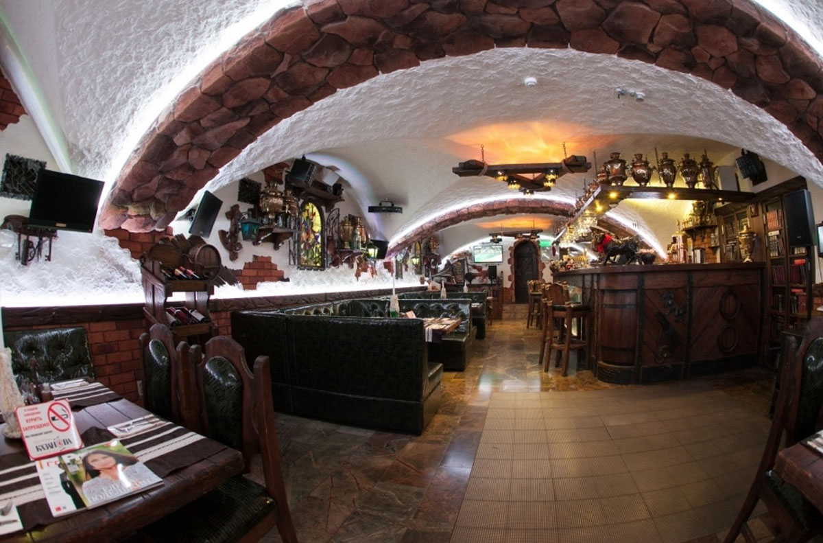 Основной зал — Бар-ресторан Казанова