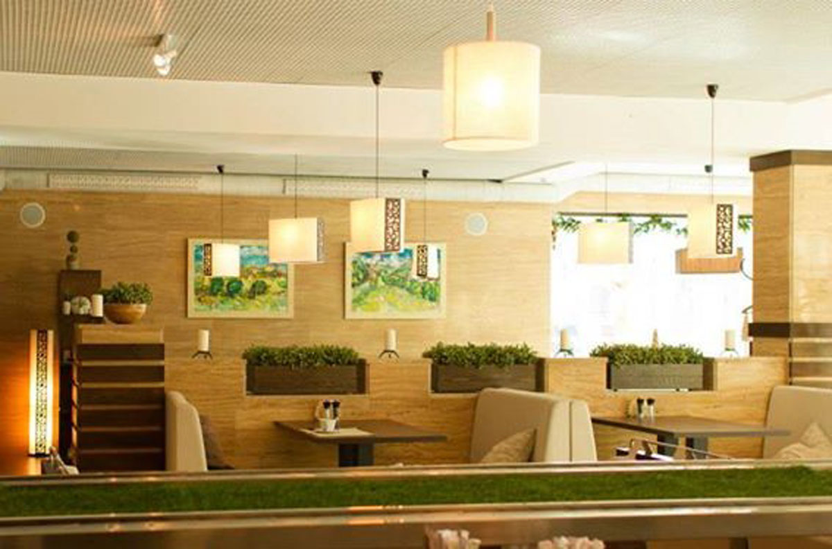 Основной зал — Кафе Орегано