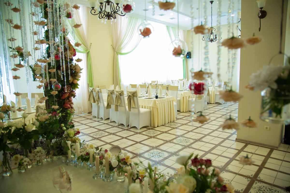 Банкетный зал Мезонин — Ресторанно-гостиничный комплекс Мезонин