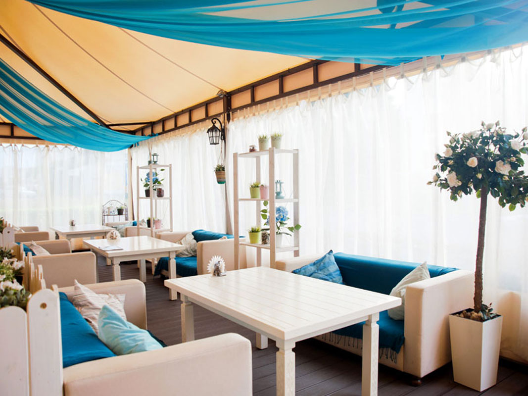 Основной зал — Чайхана Бархан