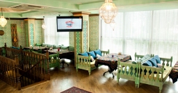 Основной зал