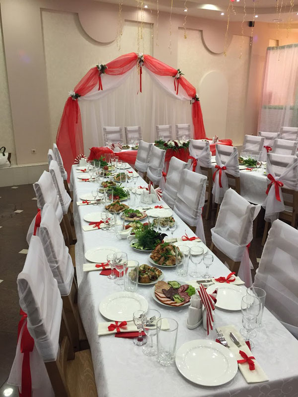 Основной зал — Семейное кафе Яква