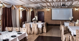 Основной зал