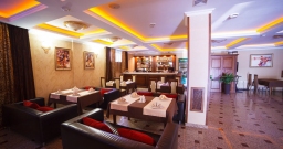 Основной зал