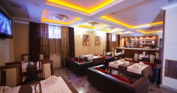 Основной зал