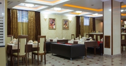 Основной зал