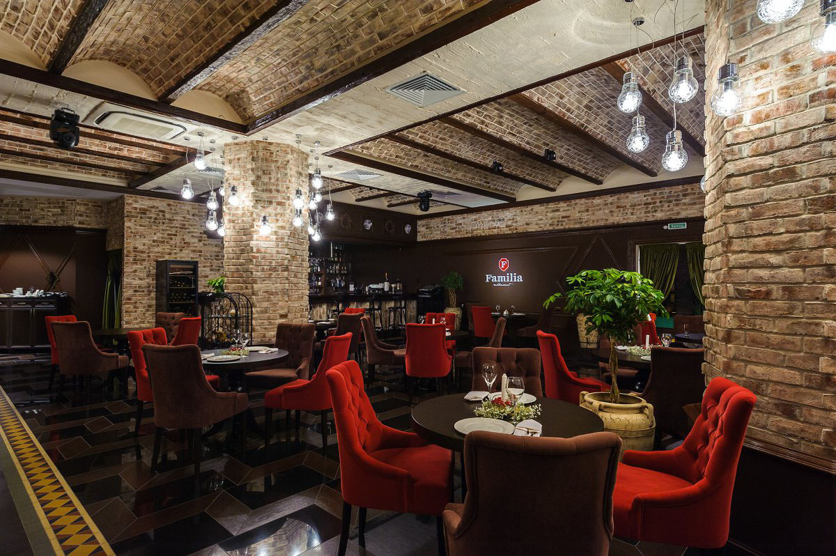 Зал на 80 человек — Семейный ресторан Familia