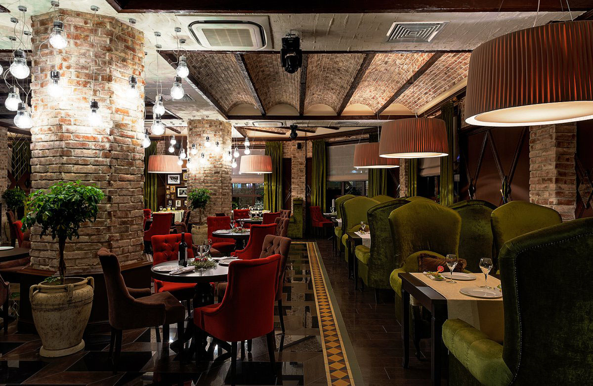 Зал на 80 человек — Семейный ресторан Familia