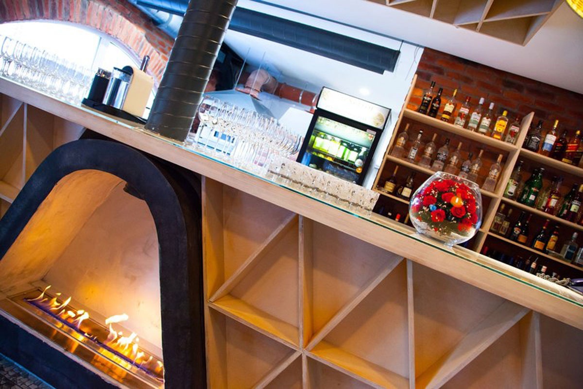 Основной зал — Ресторан Цезарь