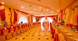 Основной зал