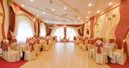 Основной зал