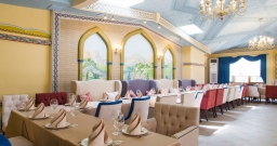 Основной зал