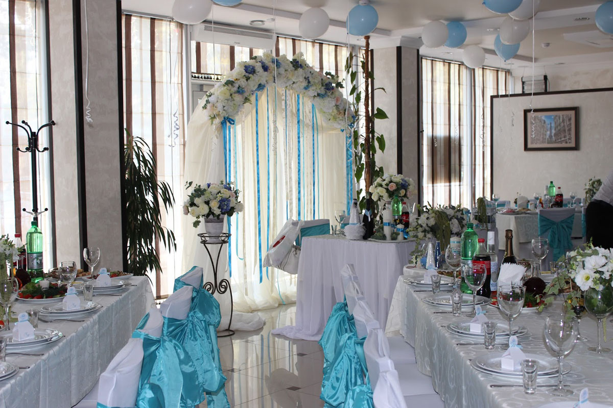 Основной зал — Вега