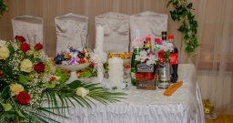 Основной зал