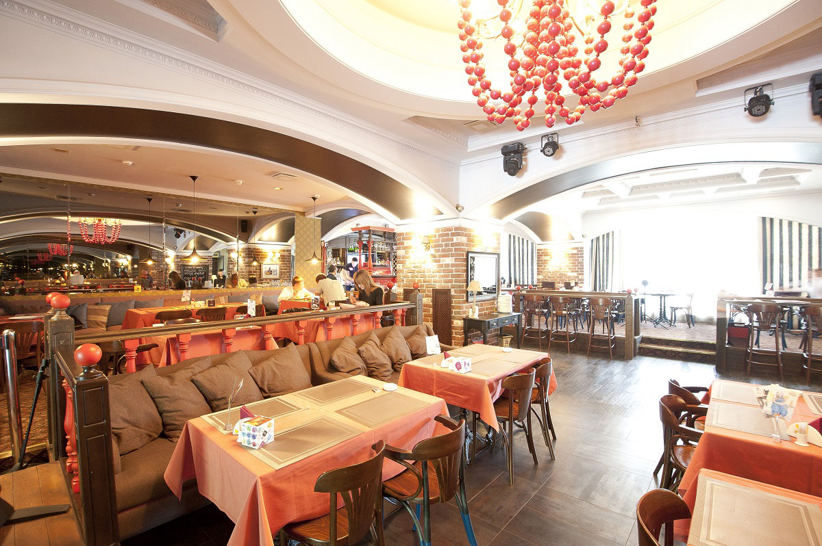 Коралловые Бусы — Зал на 70 человек, фото банкетного зала