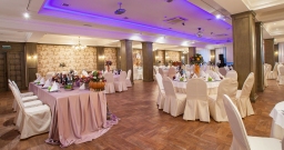 Основной зал