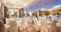 Основной зал