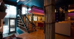 Основной зал